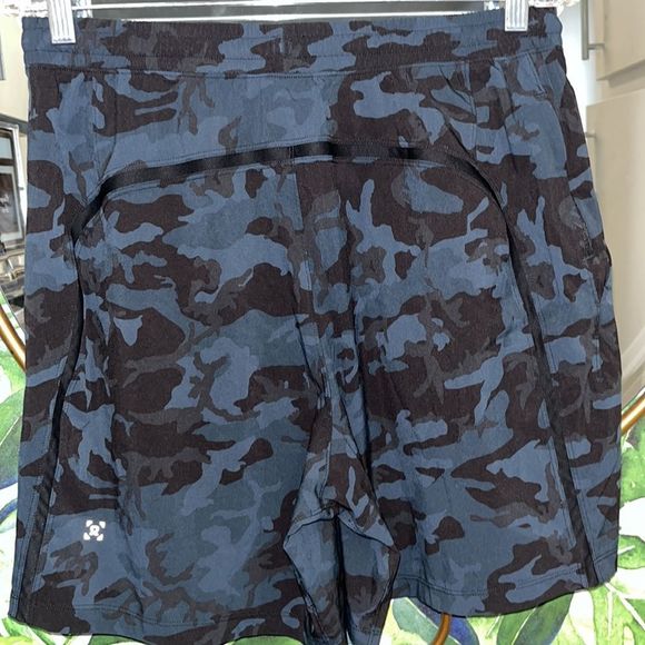 lululemon athletica Other - Lululemon camouflage shorts size L inseam 6”